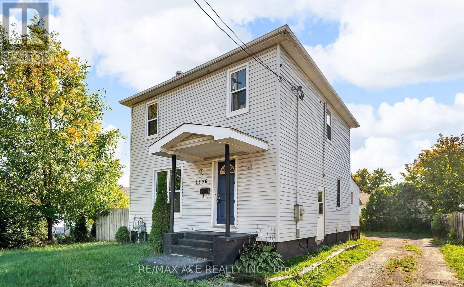 1606 Pitt Street Property Photo 1