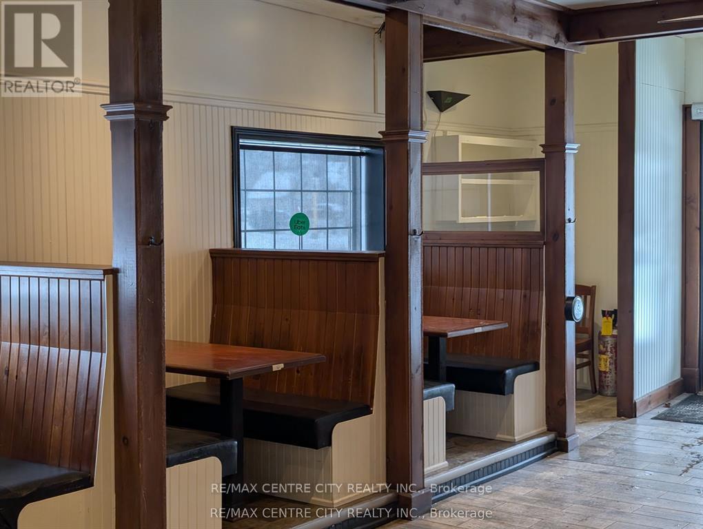 2300 Wharncliffe Road S Property Photo 10