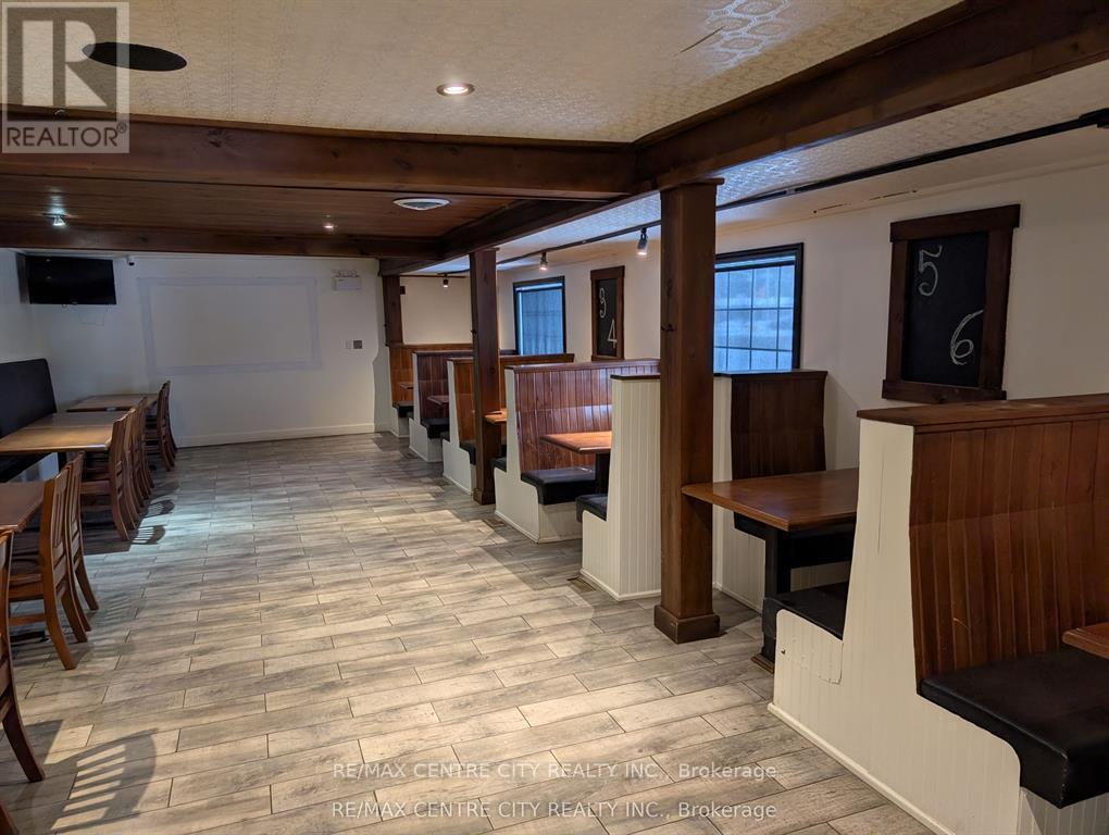 2300 Wharncliffe Road S Property Photo 11