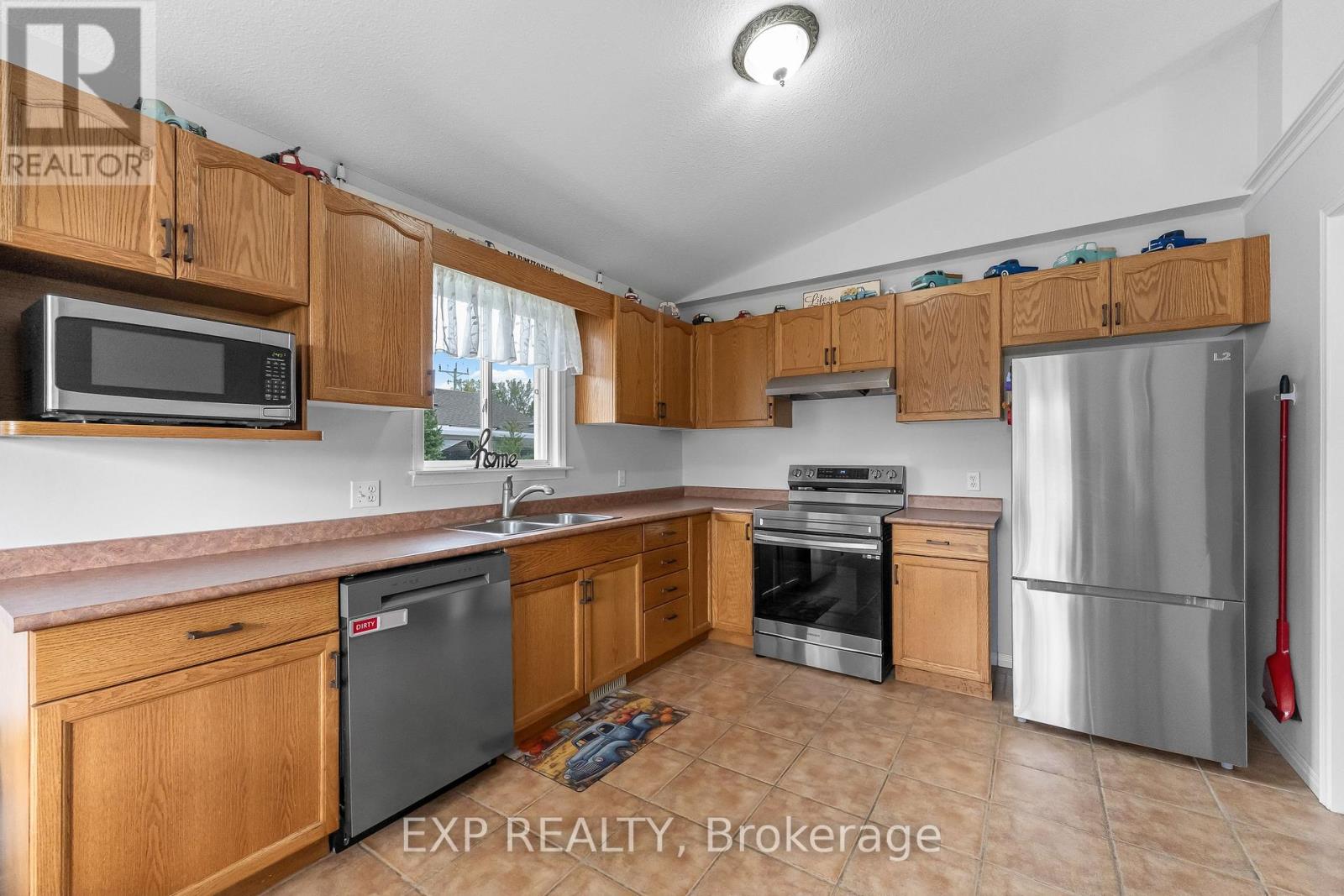 1490 Nigh Road Property Photo 6