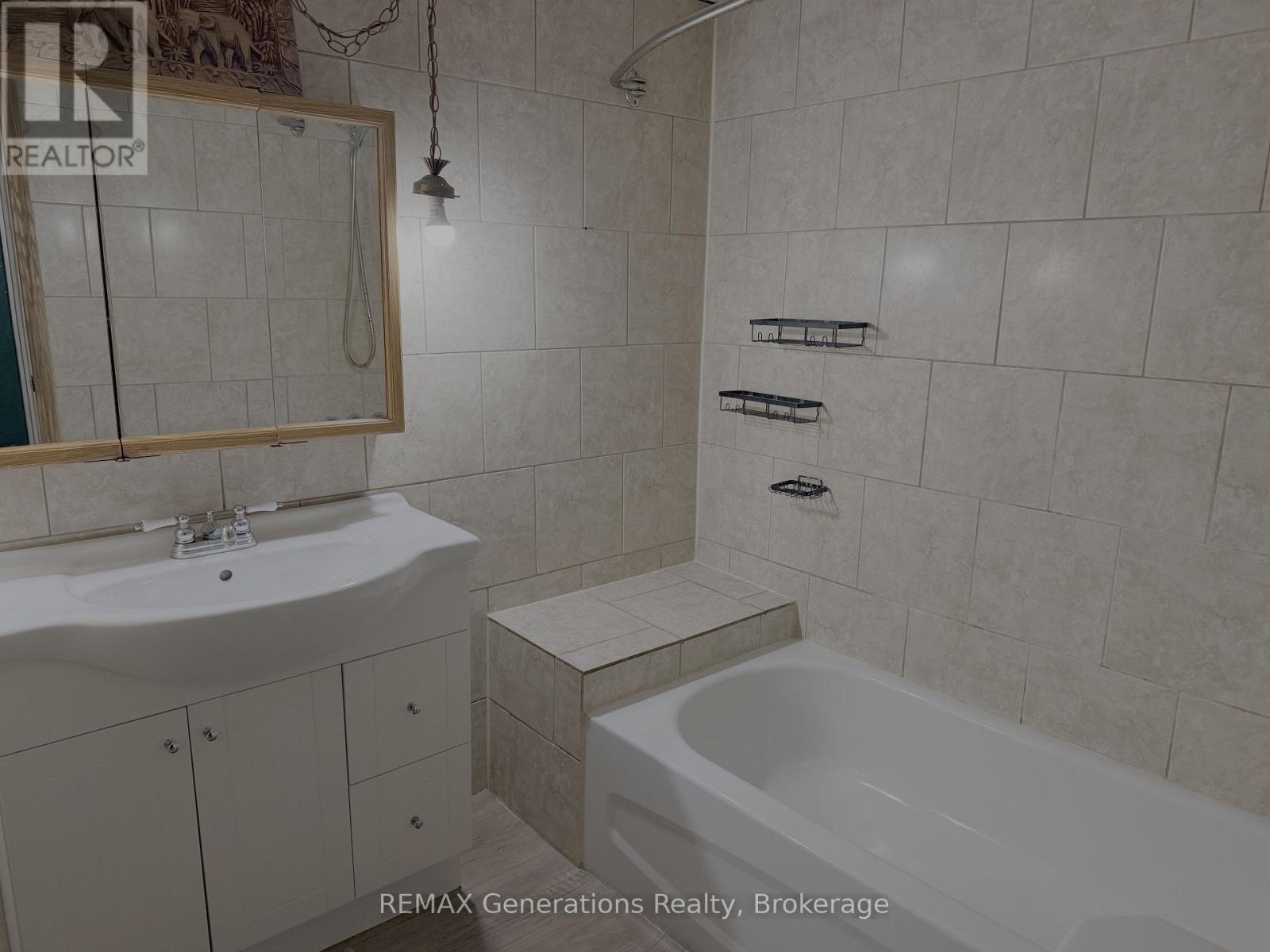 13 Hornbill Crescent Property Photo 5