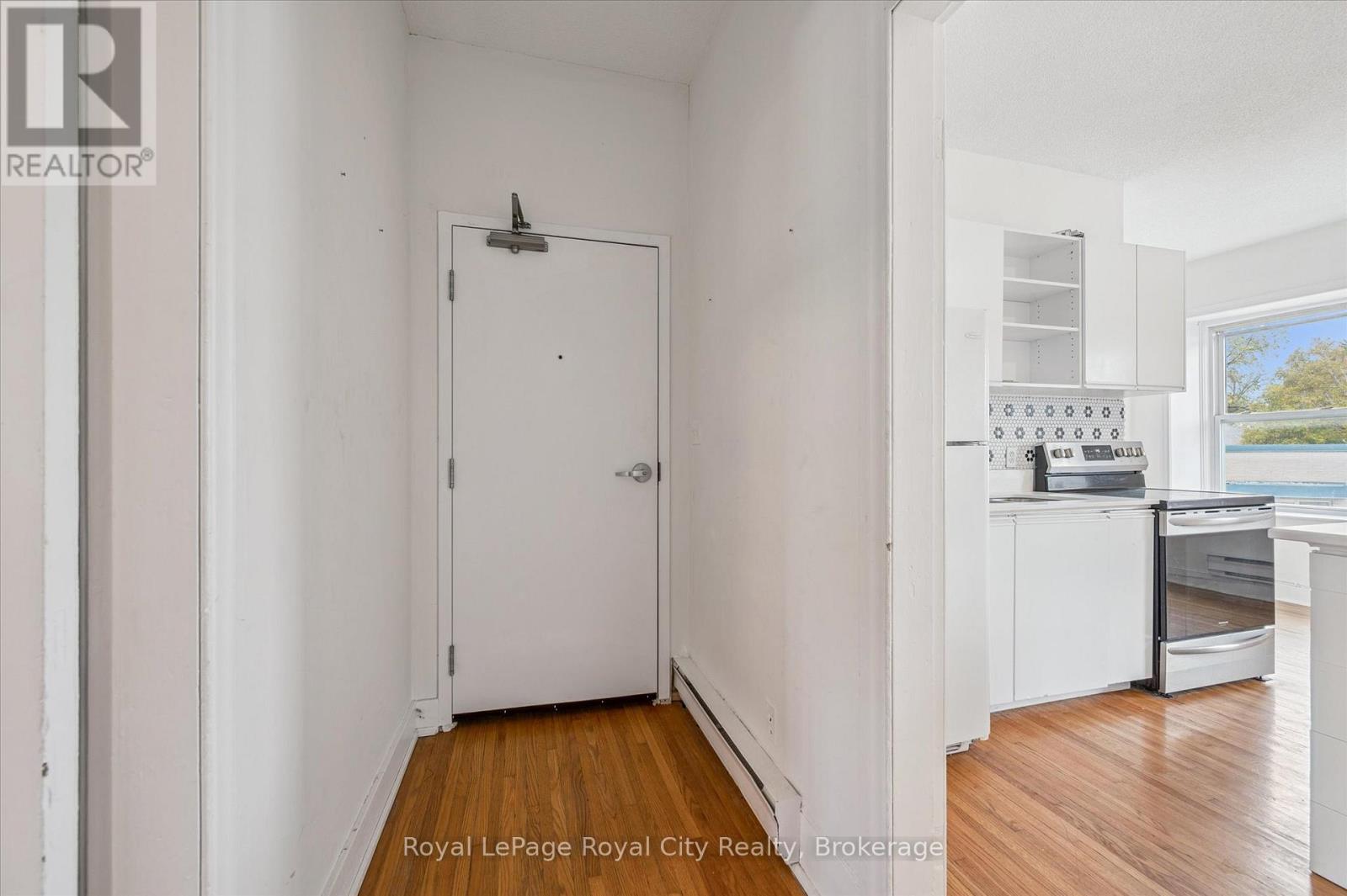 A - 129 Metcalfe Street Property Photo 2