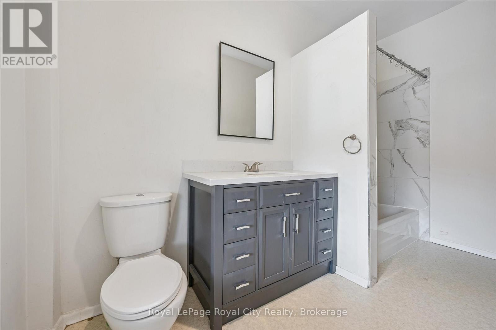 A - 129 Metcalfe Street Property Photo 6