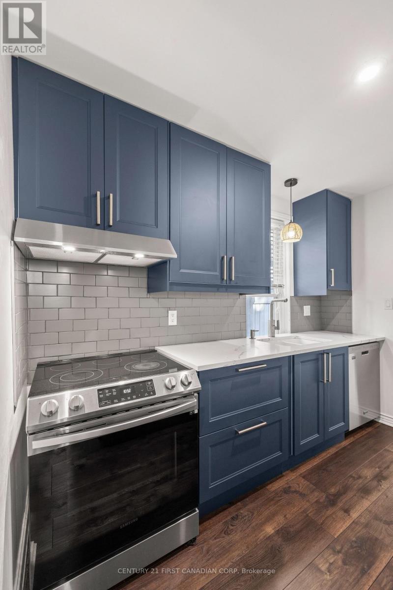26 Thornton Avenue Property Photo 13