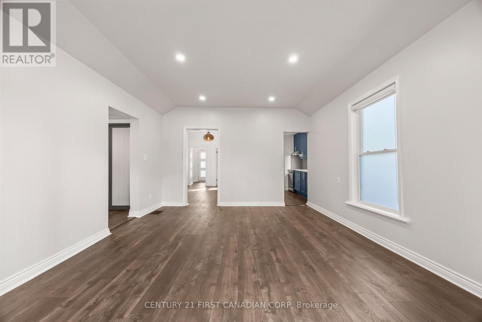 26 Thornton Avenue Property Photo 17