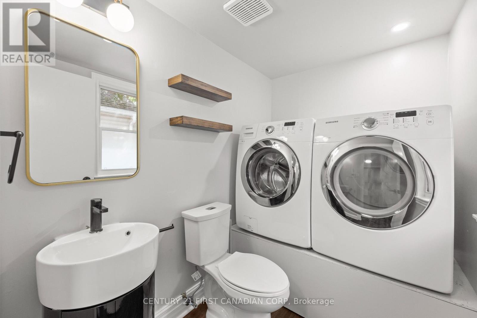 26 Thornton Avenue Property Photo 21