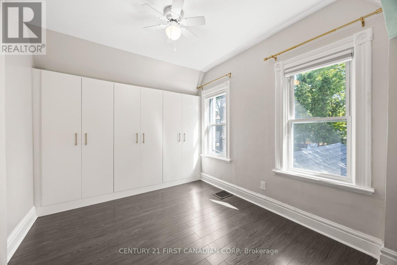 26 Thornton Avenue Property Photo 27