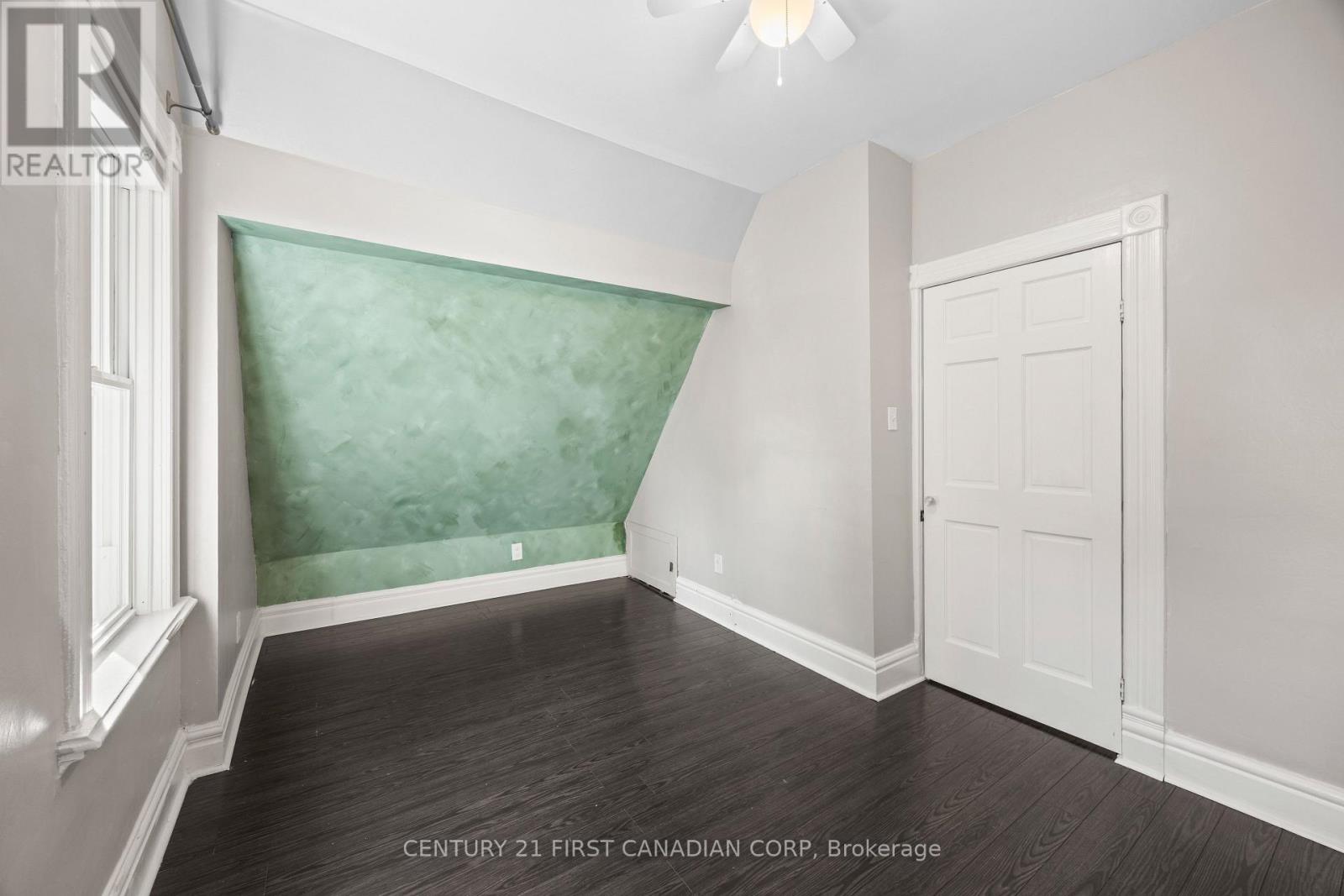26 Thornton Avenue Property Photo 28