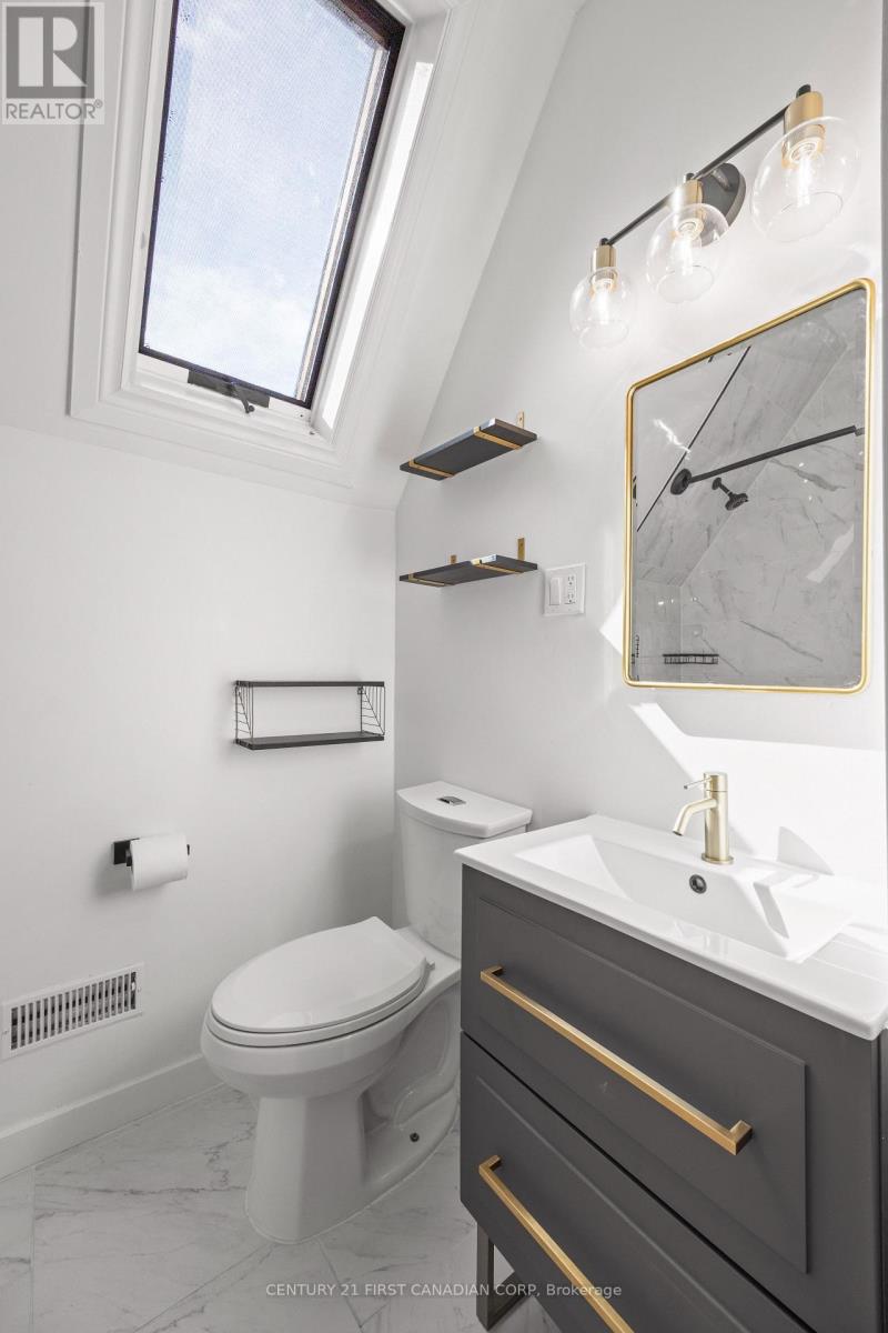 26 Thornton Avenue Property Photo 29