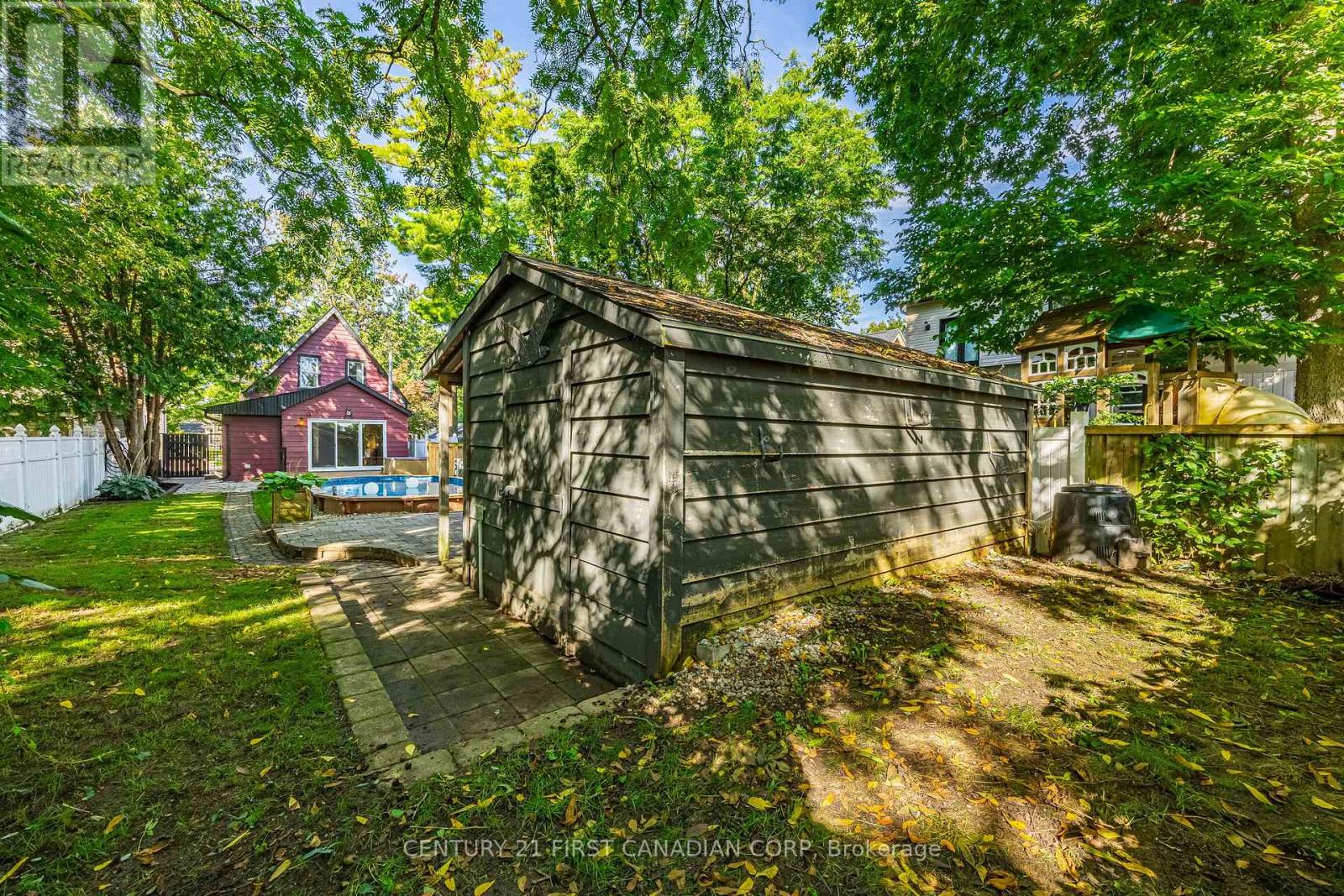 26 Thornton Avenue Property Photo 38