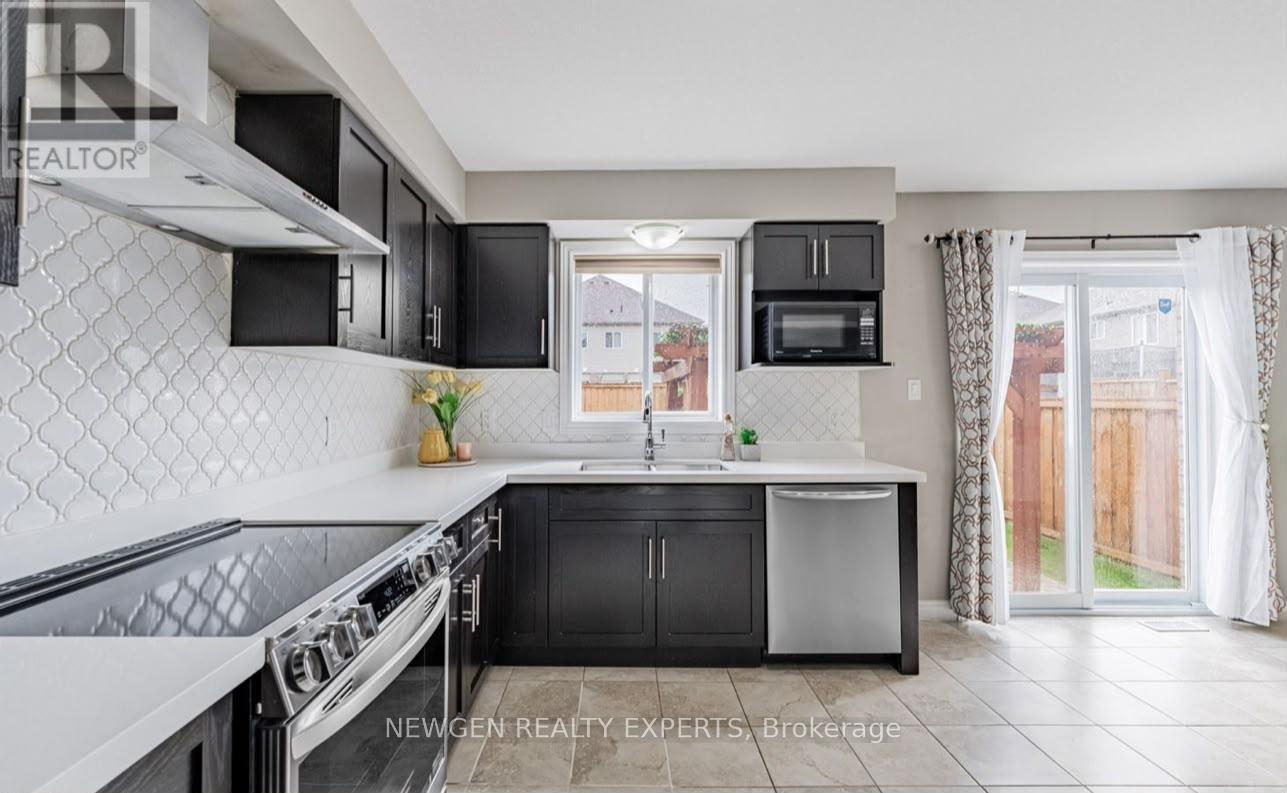 111 John Brabson Crescent Property Photo 17