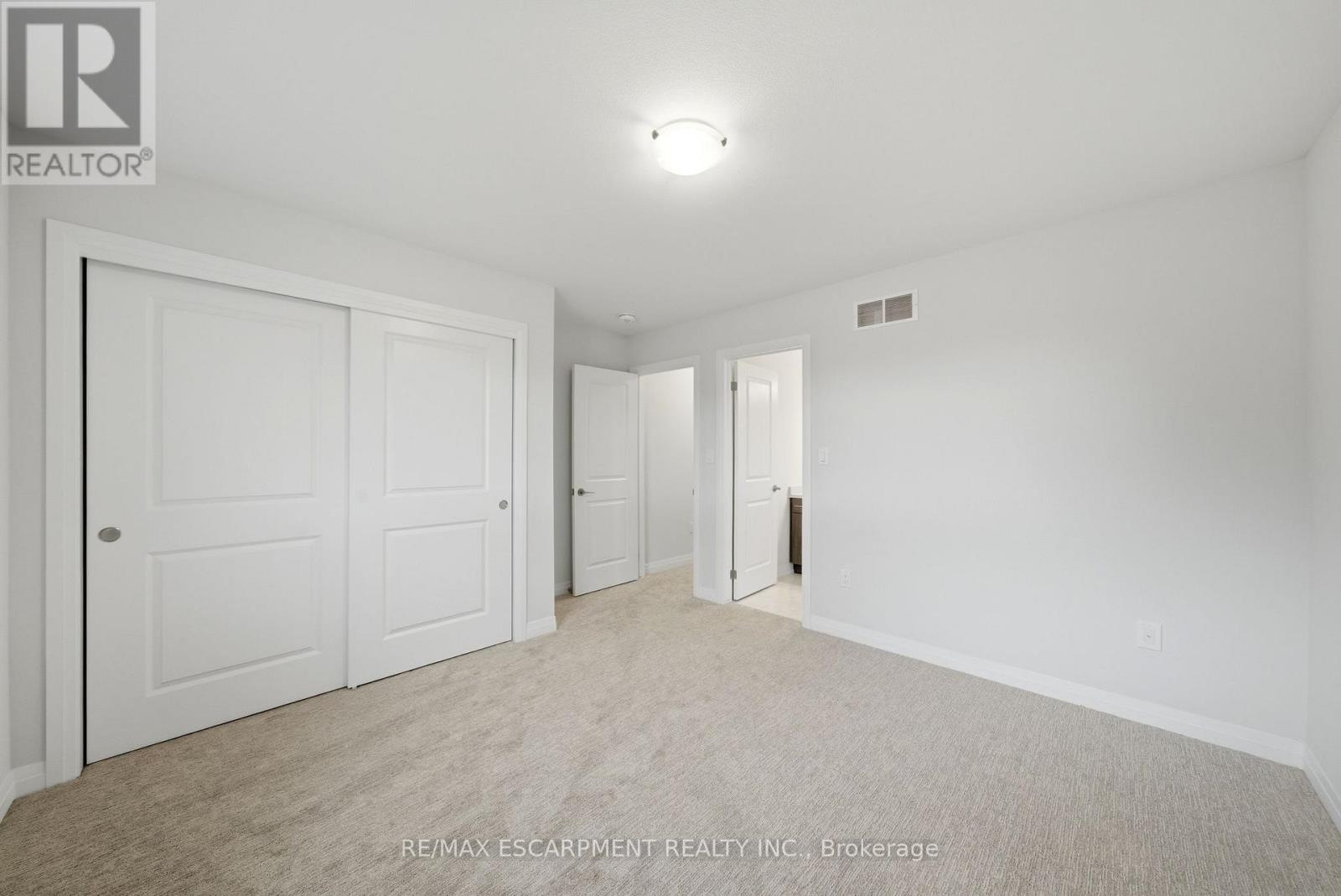 778 Bradford Avenue Property Photo 27