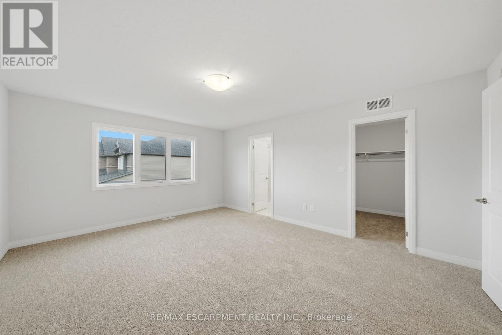 778 Bradford Avenue Property Photo 33