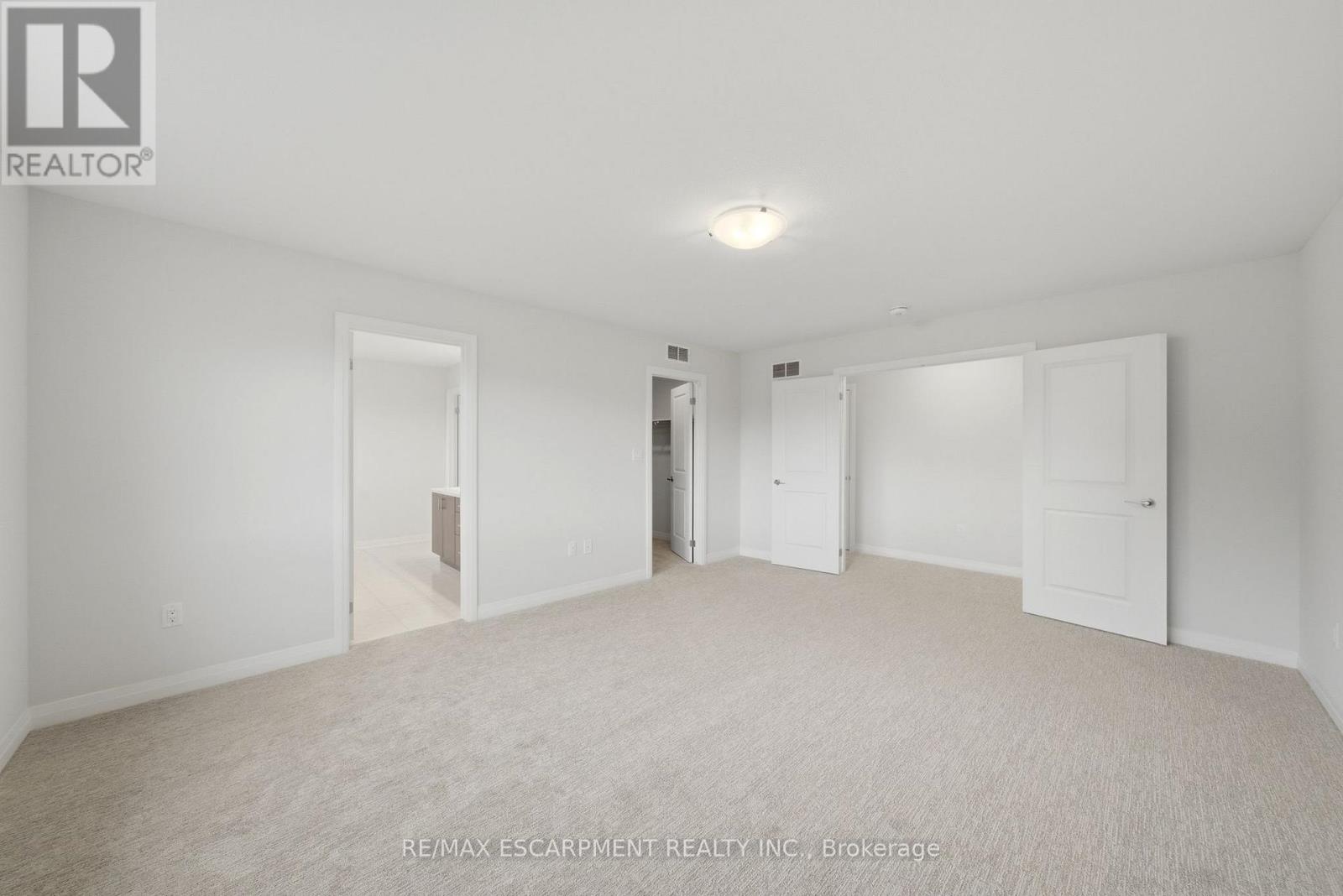 778 Bradford Avenue Property Photo 34