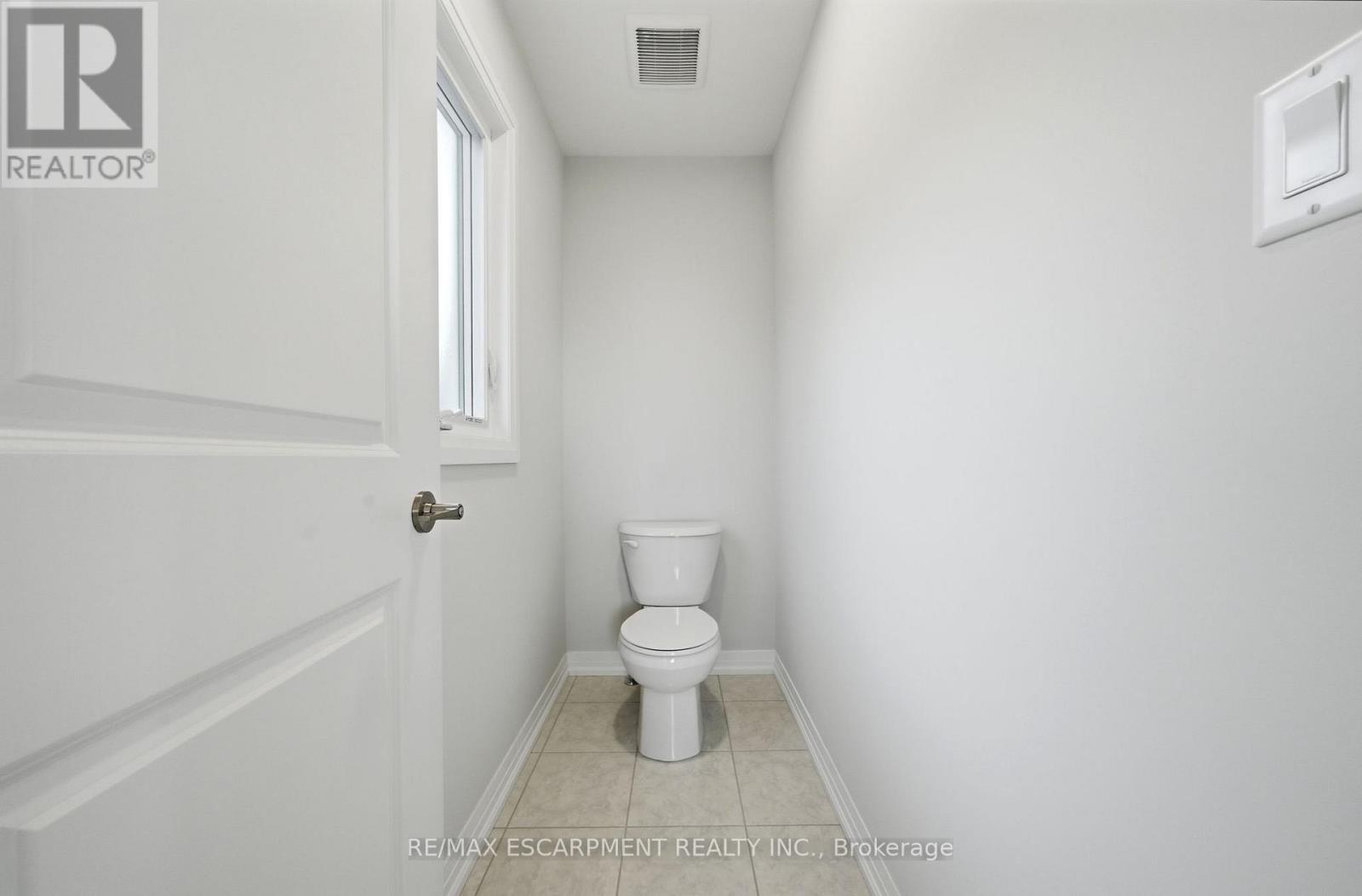 778 Bradford Avenue Property Photo 39
