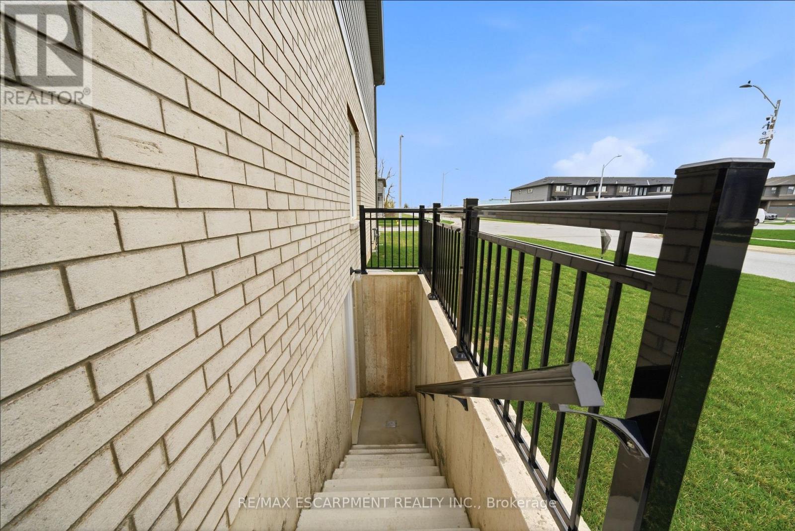 778 Bradford Avenue Property Photo 47