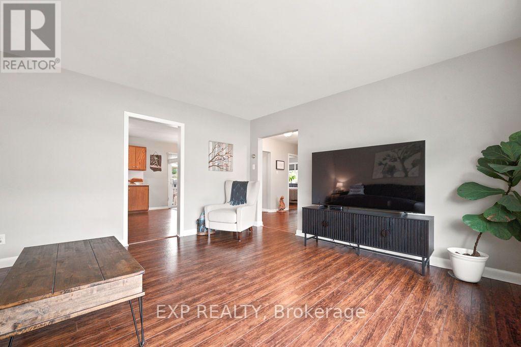 101 Grant Boulevard Property Photo 5