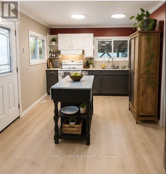 758016 2nd Line E Property Photo 4