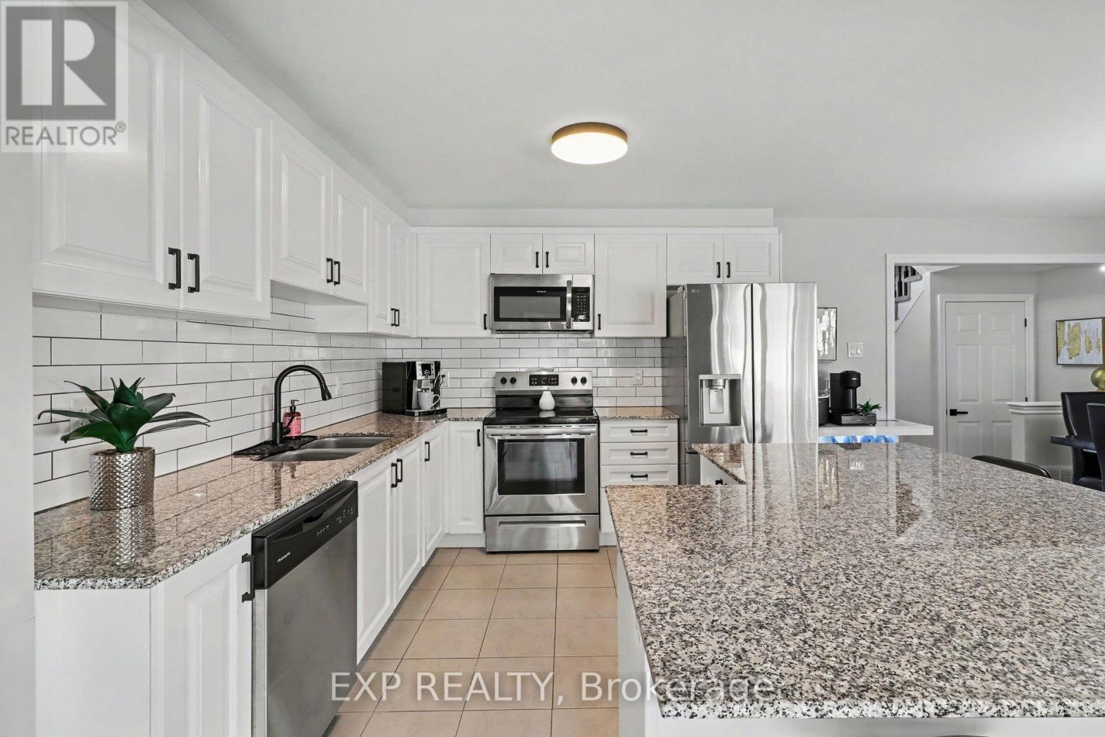 3566 River Run Avenue Property Photo 13