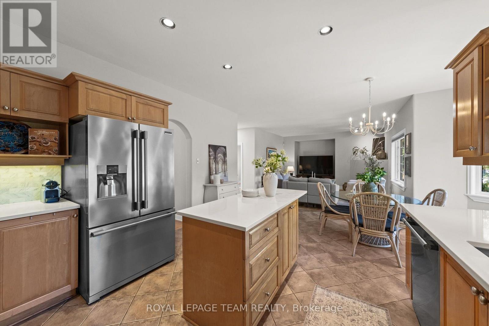 136 Shaughnessy Crescent Property Photo 15