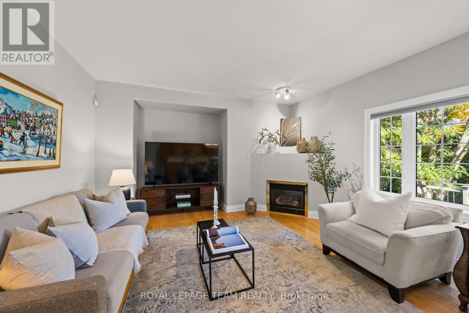 136 Shaughnessy Crescent Property Photo 17