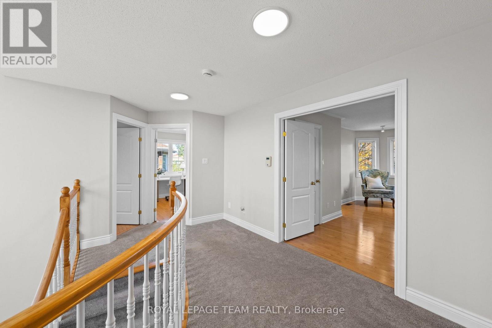 136 Shaughnessy Crescent Property Photo 23