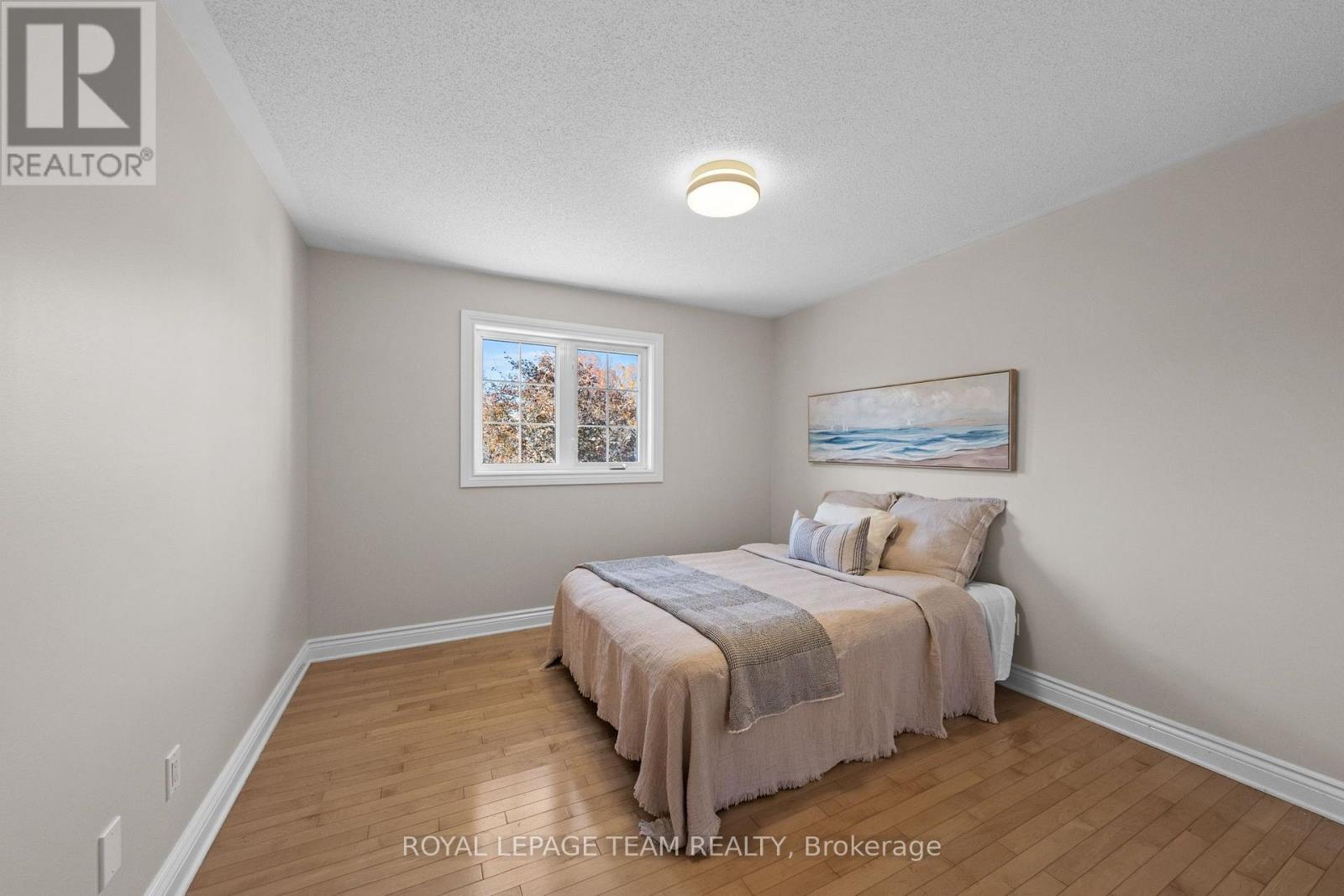 136 Shaughnessy Crescent Property Photo 30