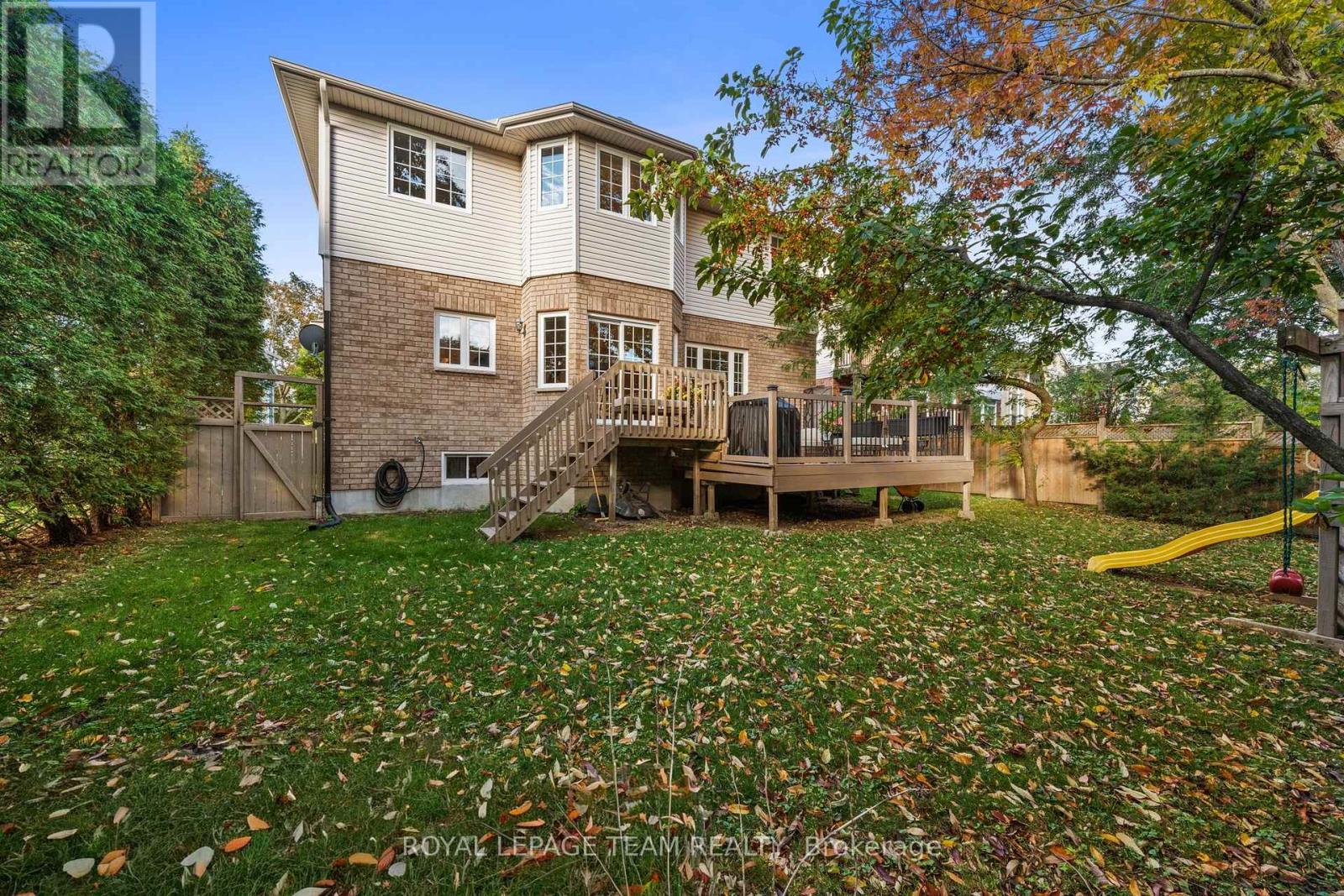 136 Shaughnessy Crescent Property Photo 43