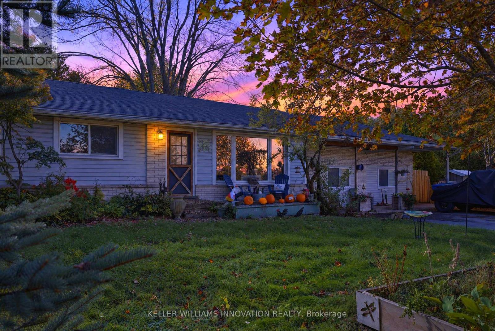 5066 Wellington 32 Road Property Photo 11