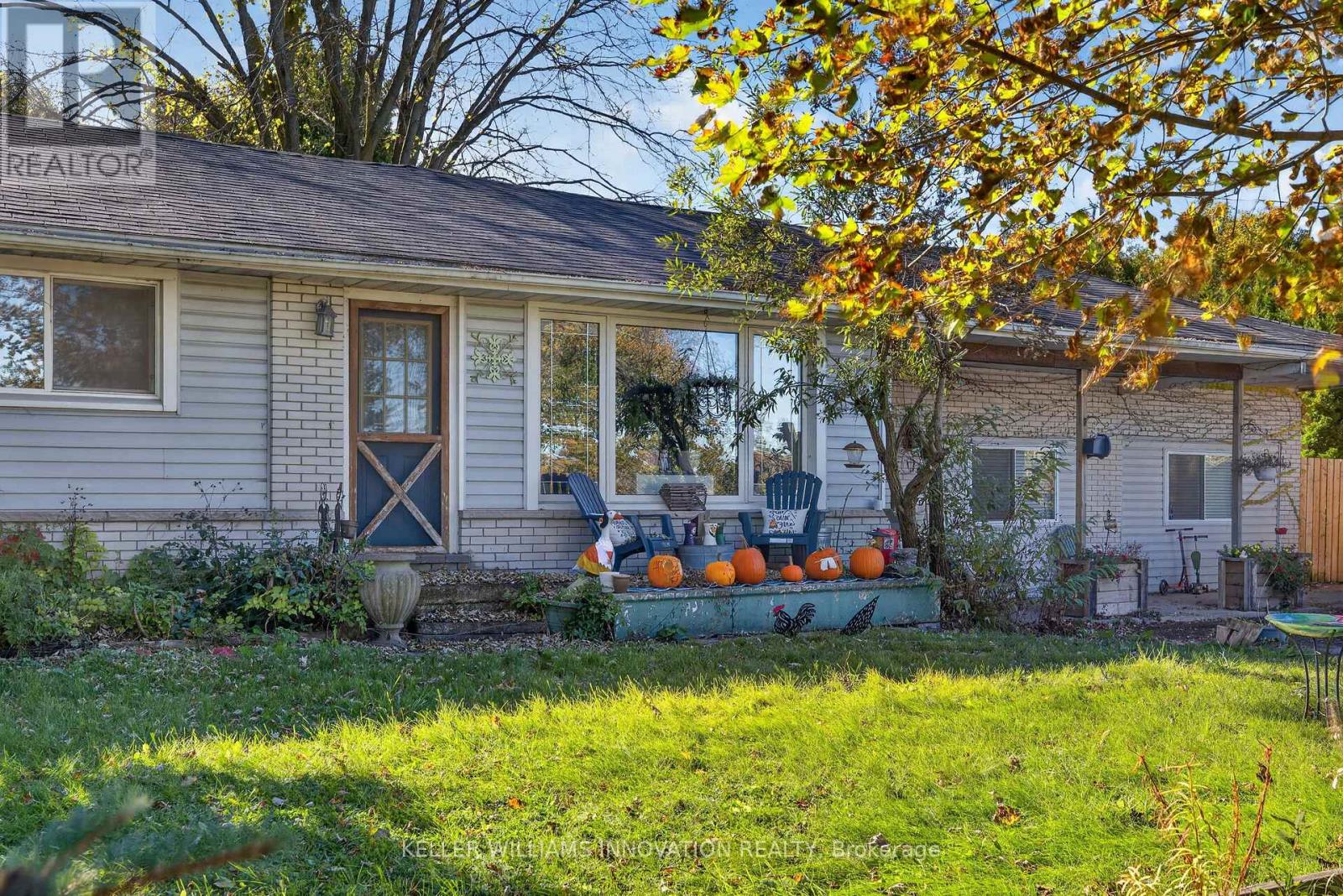 5066 Wellington 32 Road Property Photo 13