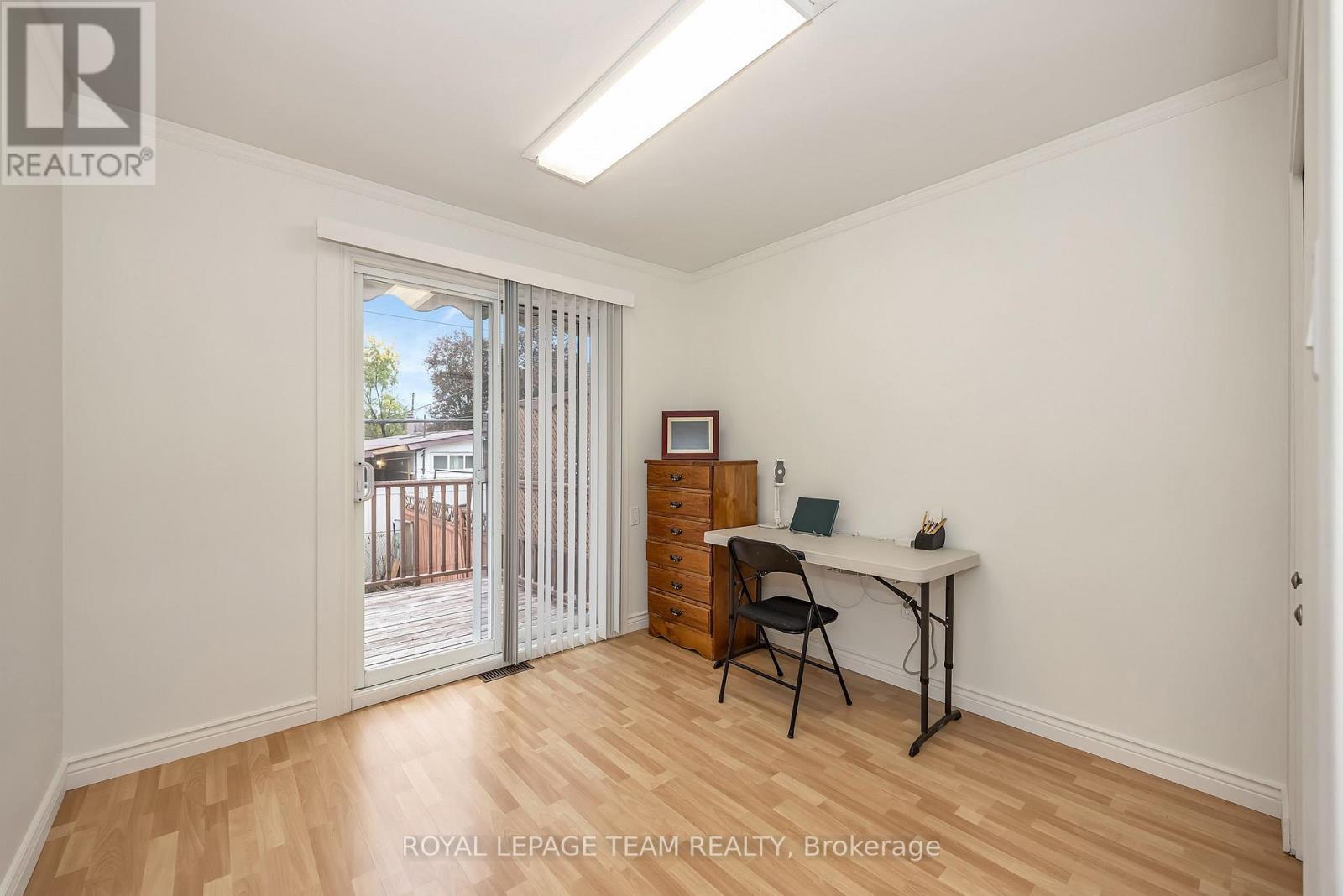 2092 St Laurent Boulevard Property Photo 19