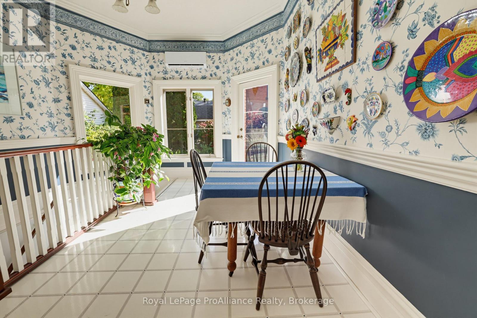 55 Queen Street Property Photo 15