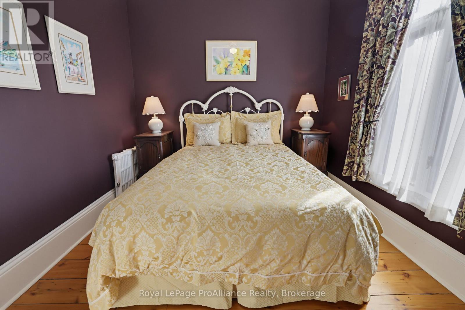 55 Queen Street Property Photo 35