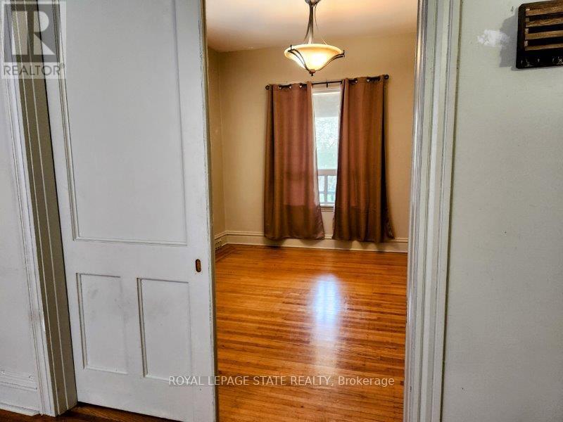 25 Gladstone Avenue Property Photo 6