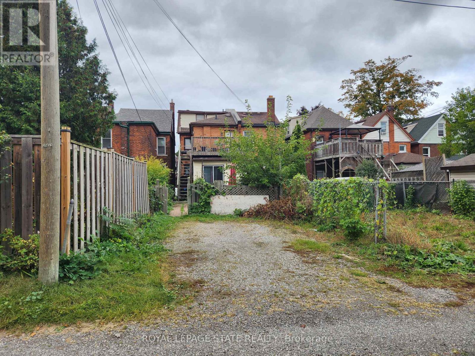 25 Gladstone Avenue Property Photo 27