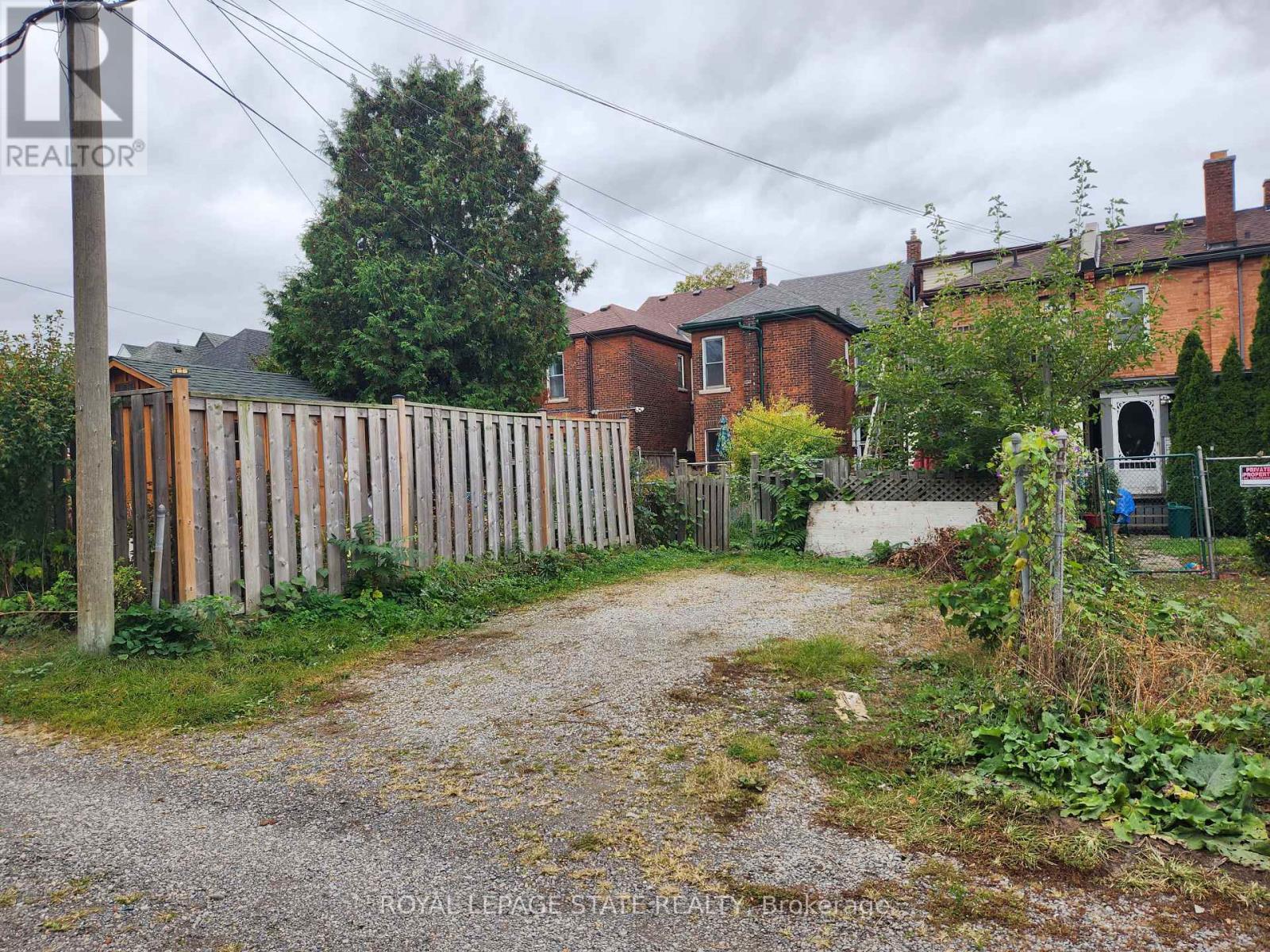 25 Gladstone Avenue Property Photo 28