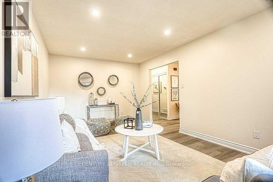 164 Gardiner Drive Property Photo 7