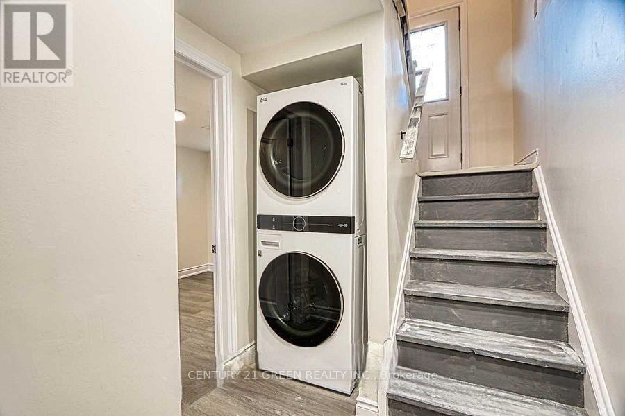 164 Gardiner Drive Property Photo 26