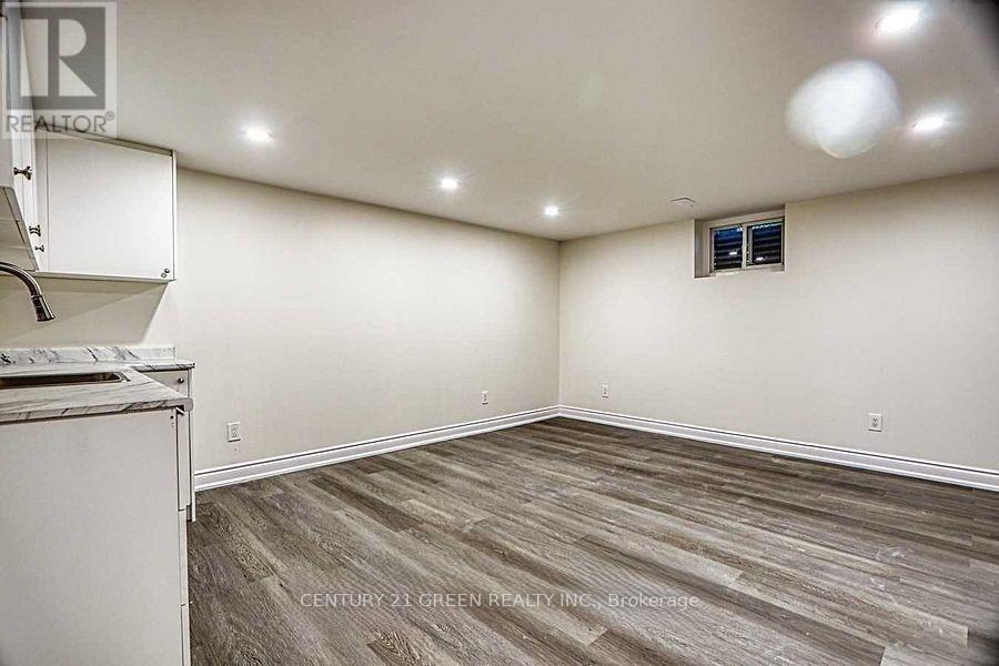 164 Gardiner Drive Property Photo 30