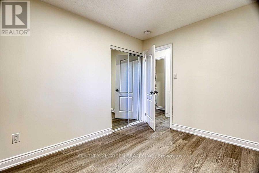 164 Gardiner Drive Property Photo 40