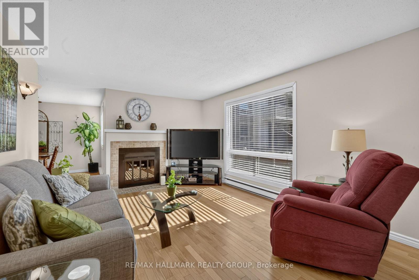 25a - 778 St. Andre Drive Property Photo 4