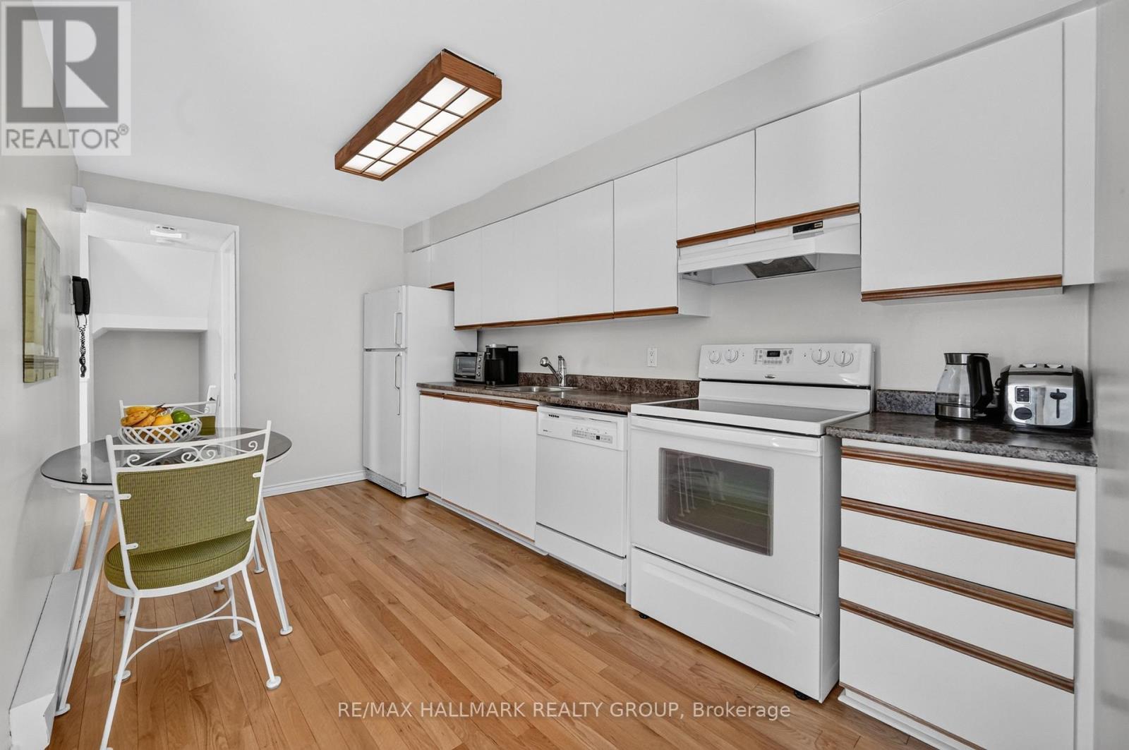 25a - 778 St. Andre Drive Property Photo 10