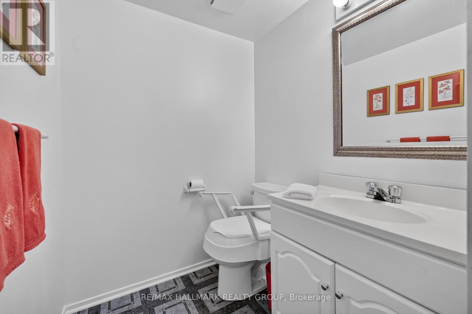 25a - 778 St. Andre Drive Property Photo 15
