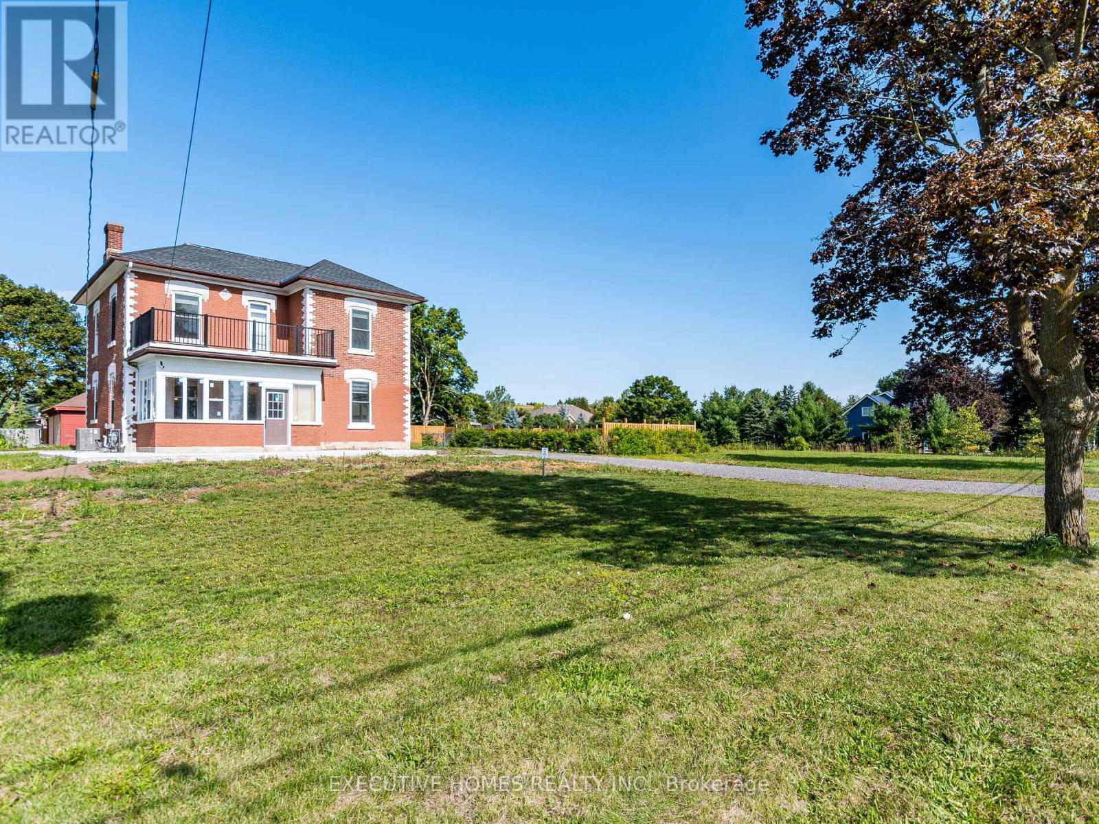 12 Orangeville Street Property Photo 1