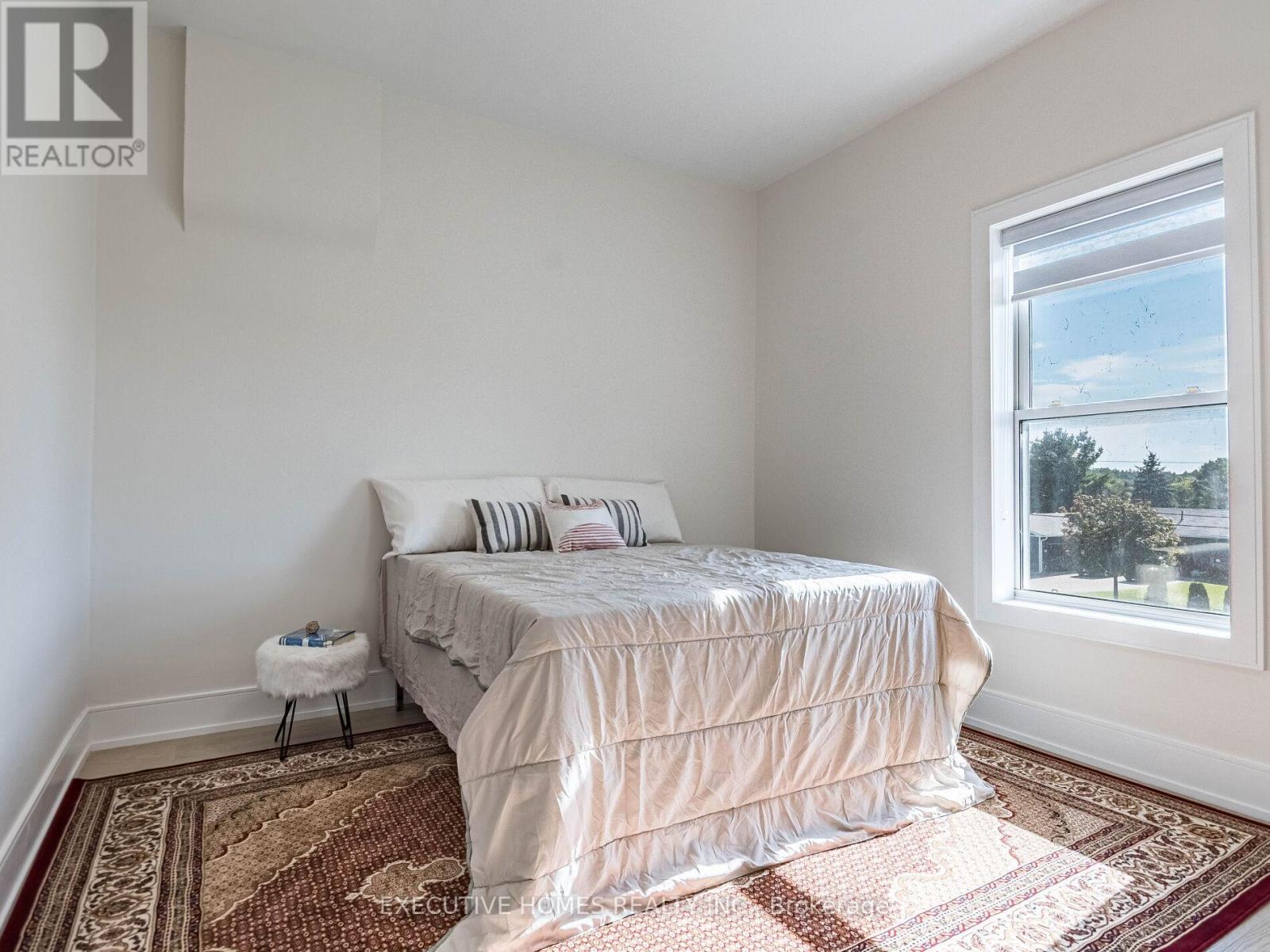 12 Orangeville Street Property Photo 24