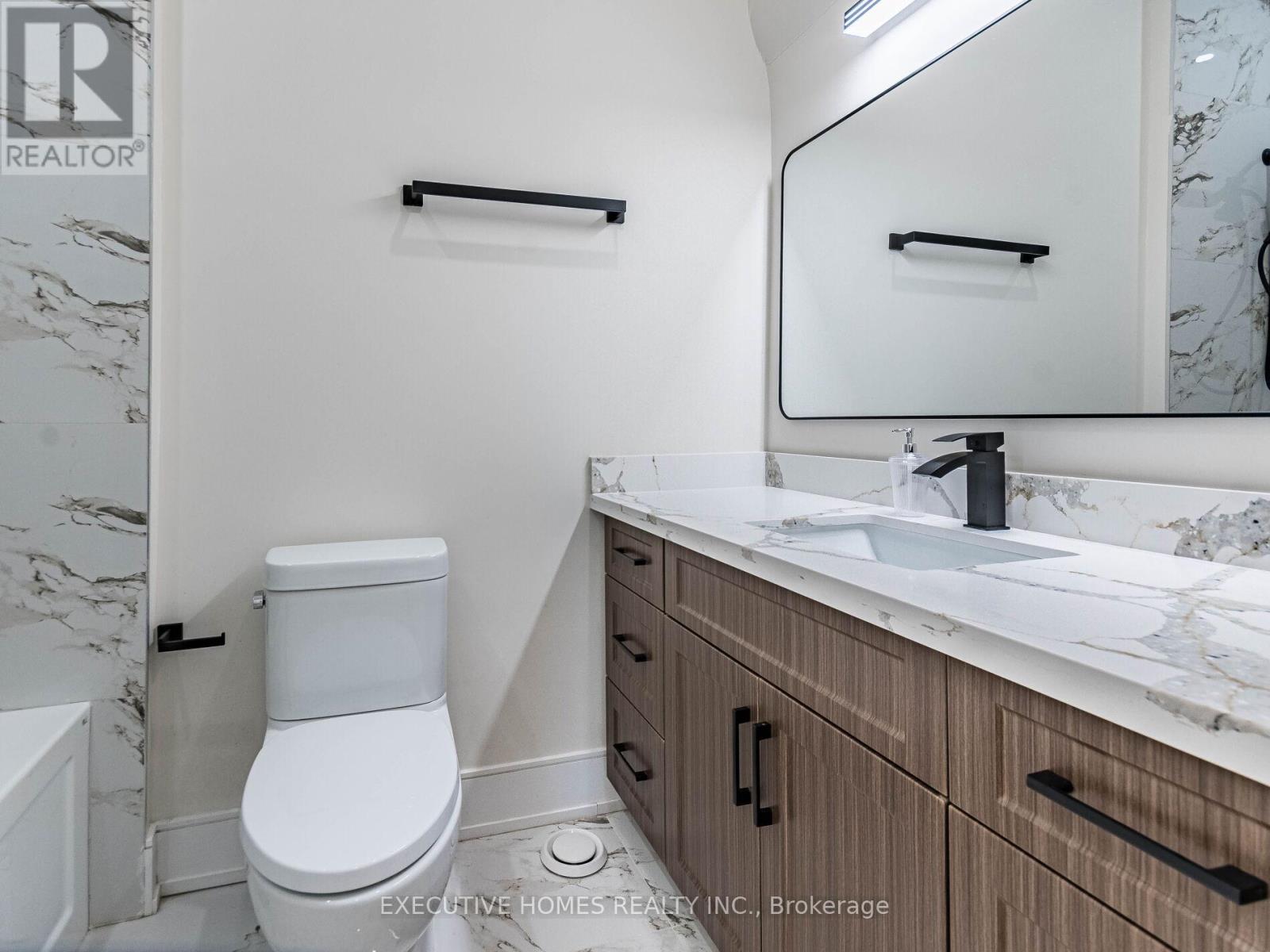 12 Orangeville Street Property Photo 29