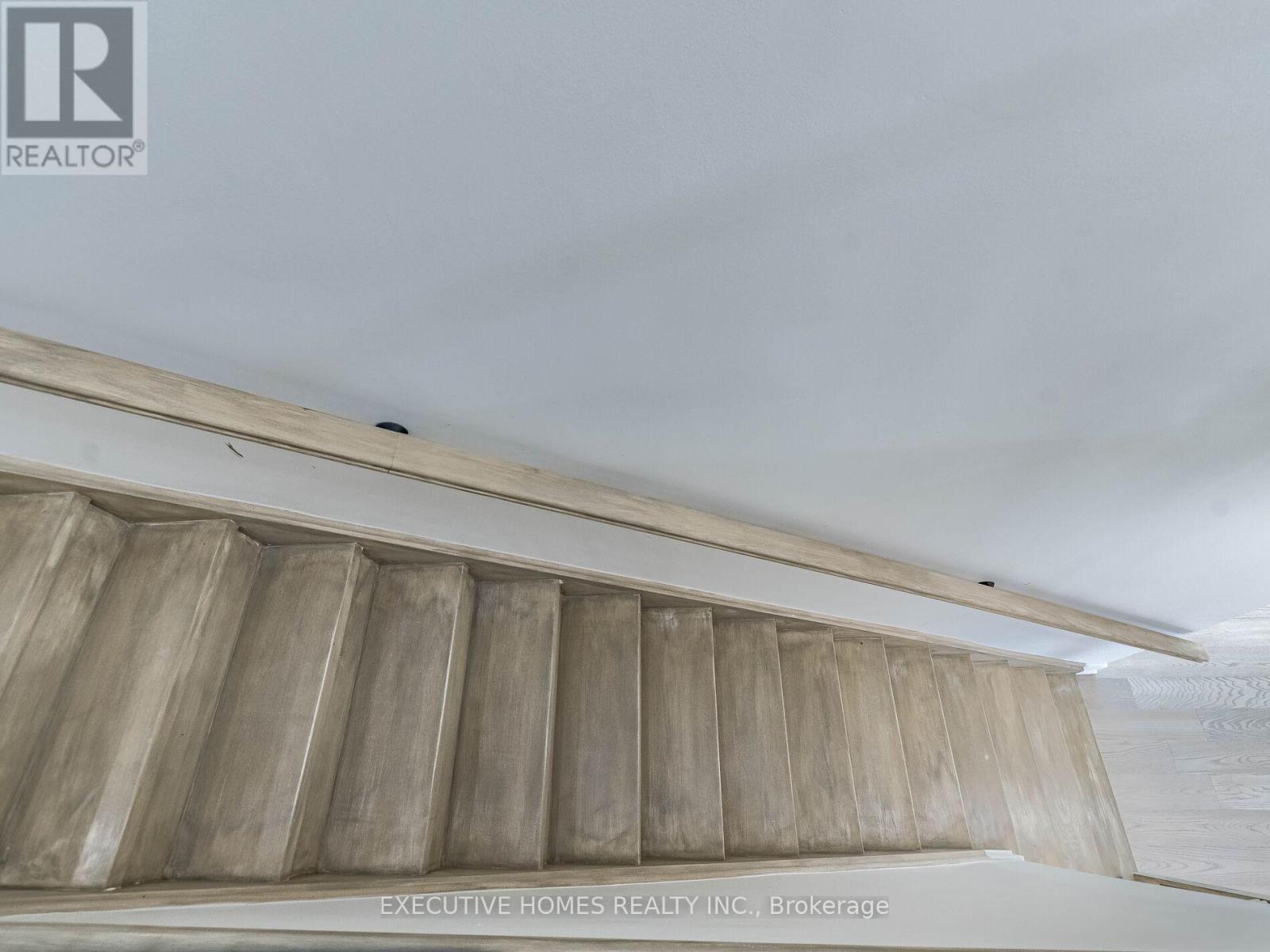 12 Orangeville Street Property Photo 39
