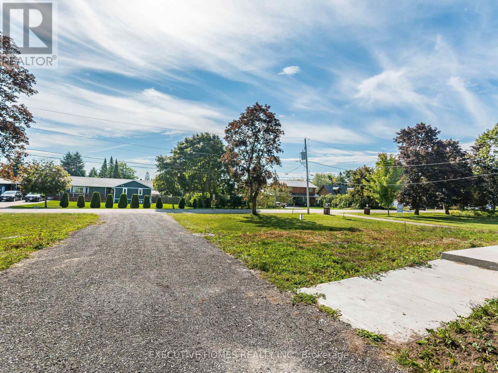 12 Orangeville Street Property Photo 45