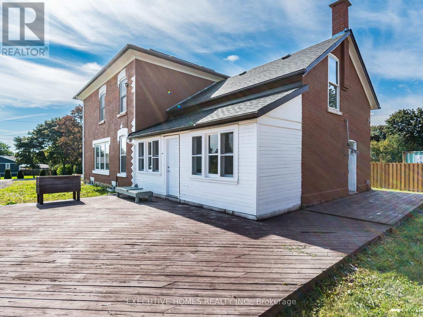 12 Orangeville Street Property Photo 46