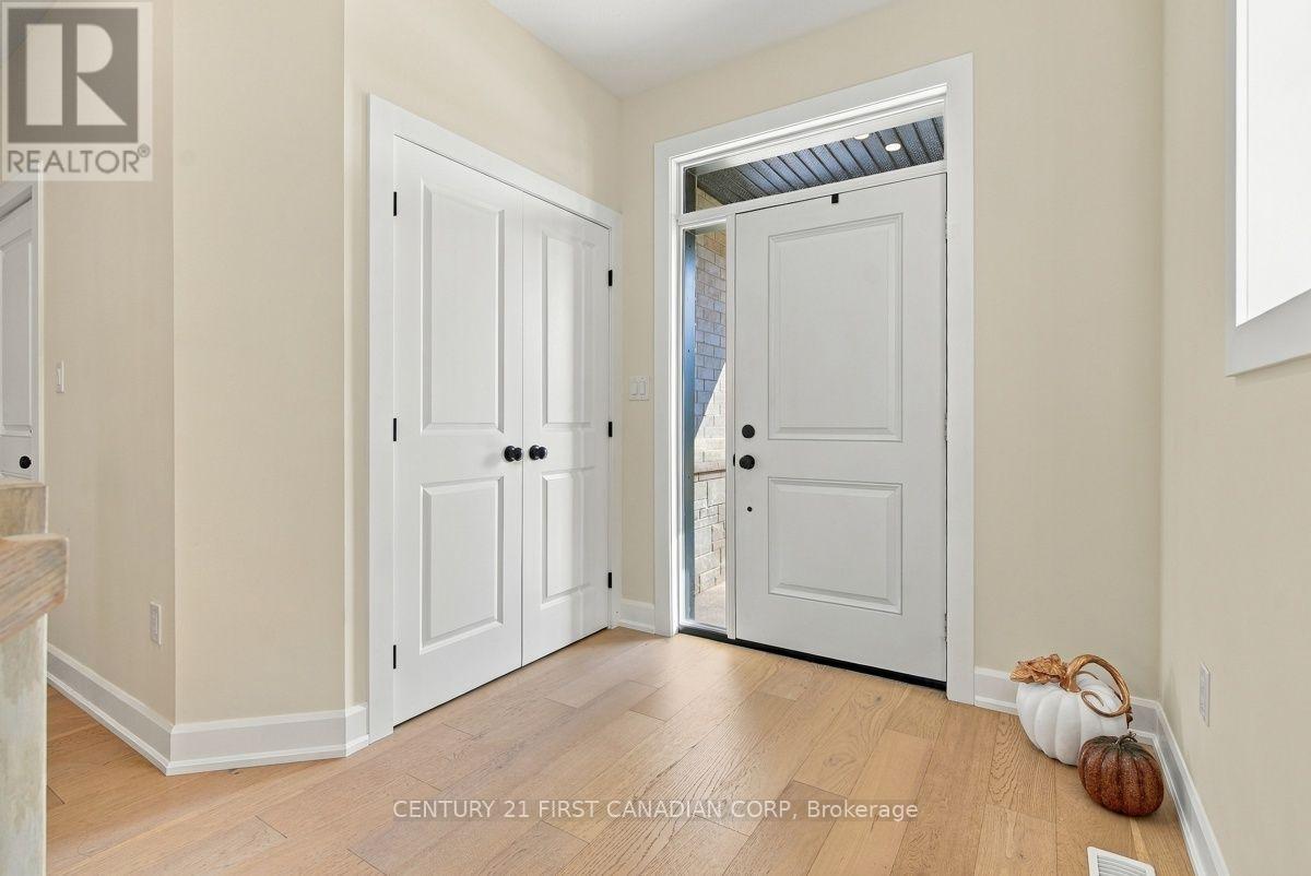 12 Briscoe Crescent Property Photo 5